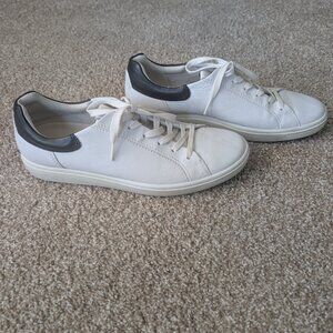 ECCO Women's Soft 7 White & Black Sneaker